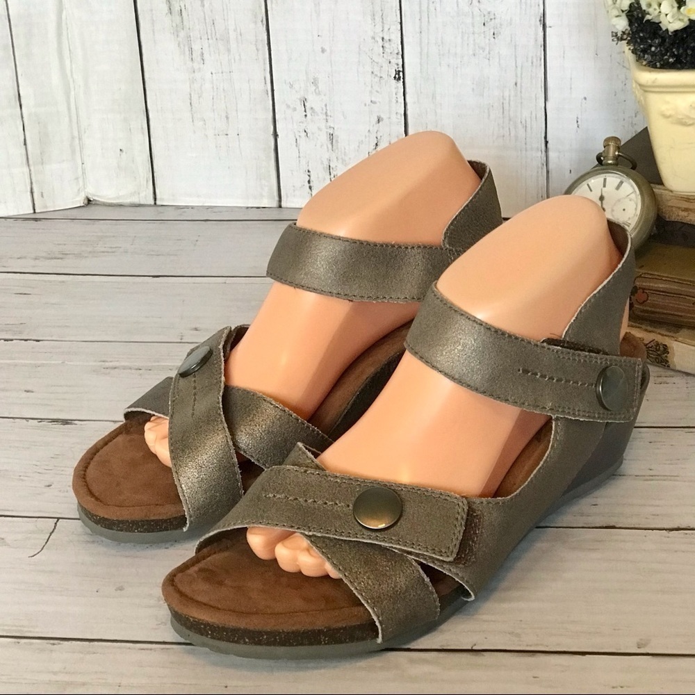 OTBT Sandey Wedge Metallic Sandal